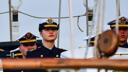 Los Reyes despiden hoy en Cádiz a Elcano con la princesa Leonor a bordo como guardiamarina