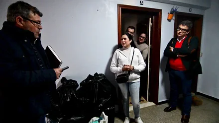Piden dimisiones en el equipo de Gobierno de Cádiz tras el desahucio de Tamara Manzano