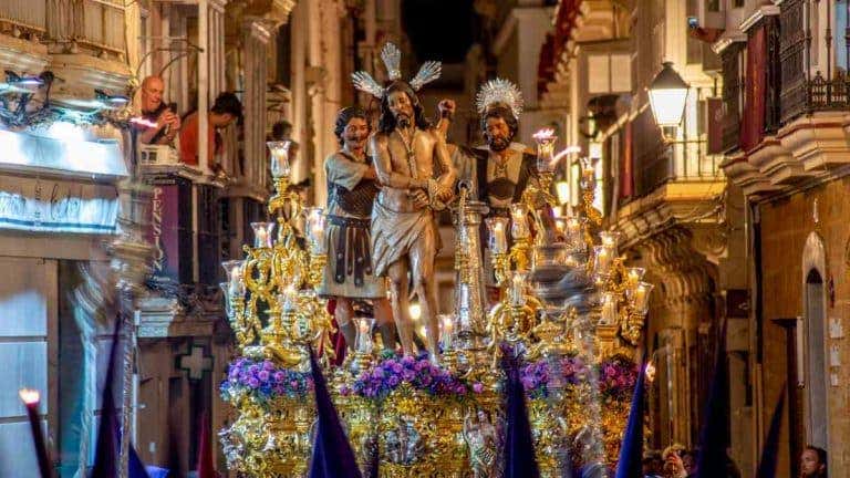 Jesús Caído, Columna y Ecce-Homo salvan un Martes Santo incompleto en Cádiz