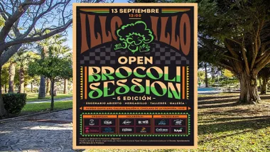 Parque Santa Ana y delante el cartel en negro y anaranjado del Open Brocoli de Chiclana.
