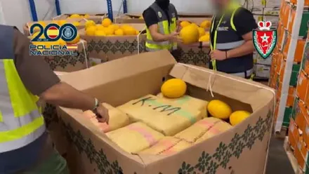 Cajas de melones amarillos que escondían el hachís.