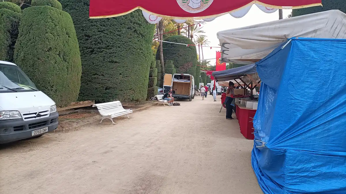 Trabajos de montaje del Mercado Romano. 