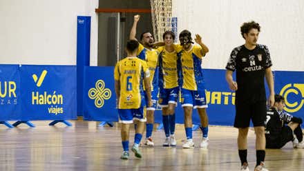 CD Virgili Cádiz celebrando gol