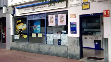 Administración de Loterías en C/San Fernando 85 de Rota.
