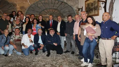 Posado de todos los participantes y fuerzas municipales de la mejor butifarra de Chiclana.