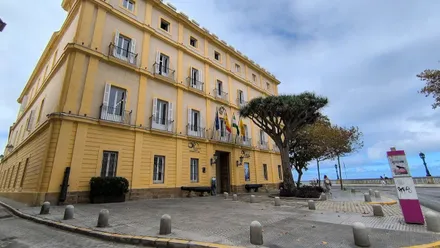 Edificio sede del Rectorado de la Universidad de Cádiz (UCA)