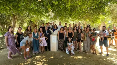 Un acto anterior conmemorativo del Duelo Perinatal en el monumento del Parque Genovés de Cádiz.