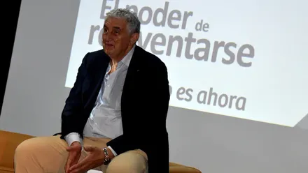 Fernando Romay durante una de las jornadas El Poder de Reinventarse
