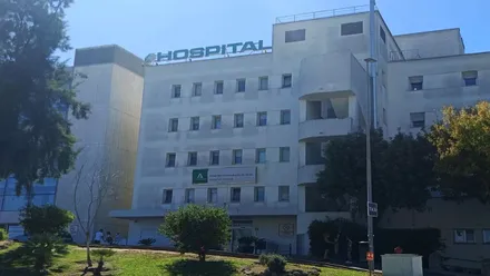 Entrada al hospital de Jerez.