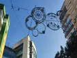 Las luces de Navidad comienzan a llegar a Cádiz: torretas, arcos y nuevos diseños