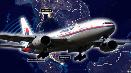 Avión blanco con un mapa de Asia de fondo.