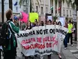 “No más silencio”: estudiantes se movilizan en Cádiz en recuerdo de Sandra Peña y contra el bullying