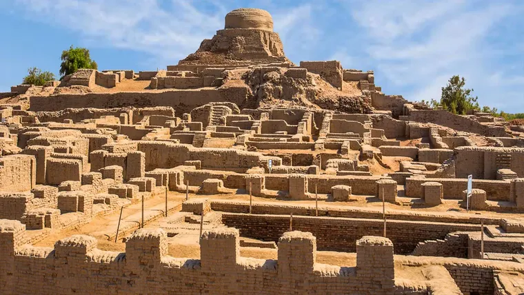 Muros y construcciones de Mohenjo-Daro en Pakistán.