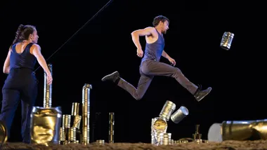 Agenda del lunes en el FIT de Cádiz: homenajes, teatro y circo en una jornada llena de acentos iberoamericanos