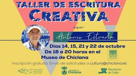 El escritor, actor, dramaturgo y director escénico Antonio Estrada en cartel de Chiclana.