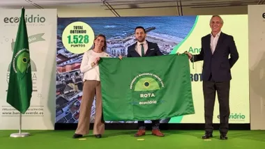 Entrega de la "Bandera Verde" en Rota.