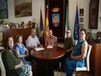 José María Román firma un acuerdo con la Asociación de Emigrantes Retornados para impulsar la atención social en Chiclana