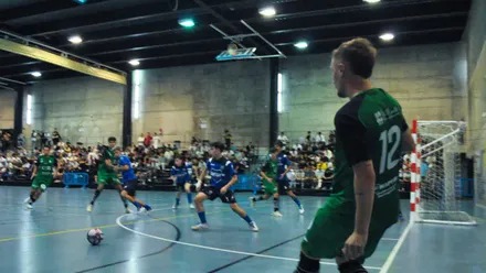 El CD en uno de sus partidos en el pabellón del casco Histórico. Foto: Juan Manuel Estudillo.