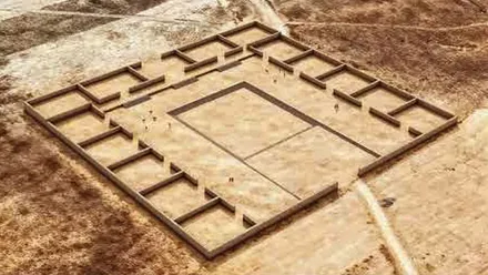 Disposición de habitaciones en un cuadrado del templo de Palaspata.