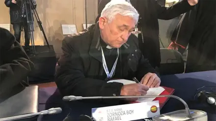 El todavía obispo de Cádiz, Rafael Zornoza en una reunión de la Conferencia Episcopal. Foto: Vatican Media.