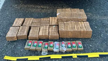 El detenido llevaba la droga entre sus utensilios de pesca. Foto: Guardia Civil.