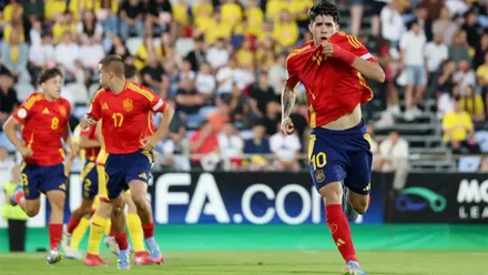 Antoñito Cordero, en la imagen con la Seleccion sub19, suena con fuerza para el Cádiz CF. Foto: Instagram Antonio Cordero.
