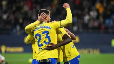 Garcia Pascual celebra el 1-0 ante el Castellón tras una sensacional acción suya. Foto: Cádiz CF.