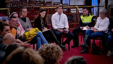 El concejal de Asuntos Sociales, Pablo Otero, durante la reunión de la Mesa de Personas sin Hogar.