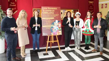 Responsables de la campaña especial del comercio en Navidad en Chiclana.