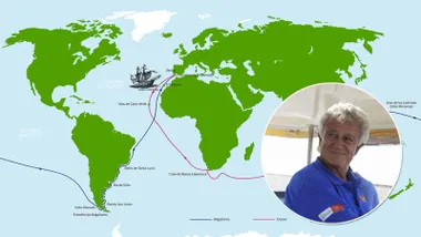 Mapa del mundo y la imagen de Pepe Solá en un círculo.