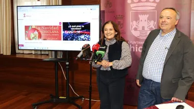 Momento en el que se presenta la Agenda de Eventos en Chiclana.
