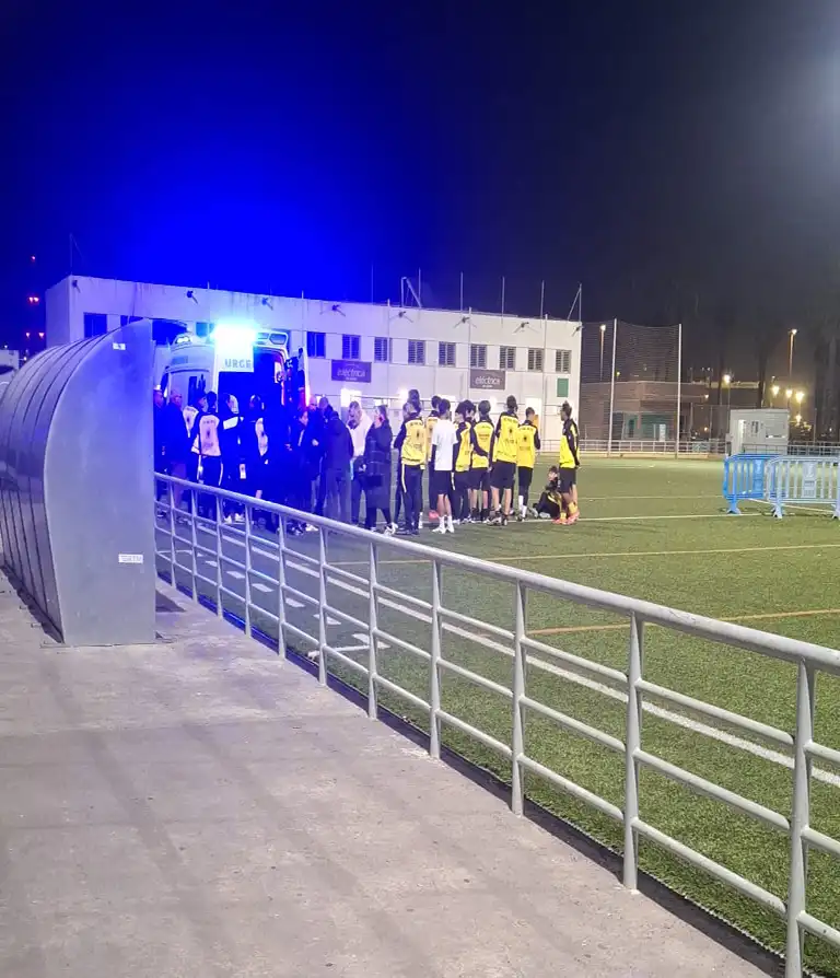 Un poste cae en el campo Pedro Fernández y golpea a un menor: suspendida toda la actividad deportiva en Puntales-La Paz