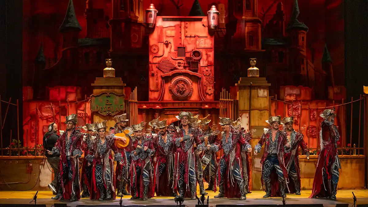 La comparsa 'El desguace' durante su pase de preliminares del COAC 2026. Foto:José María Reyna.