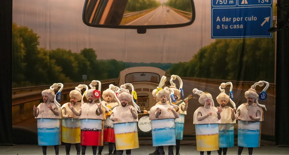 La chirigota brilla de nuevo en la cuarta sesión de preliminares del COAC 2026