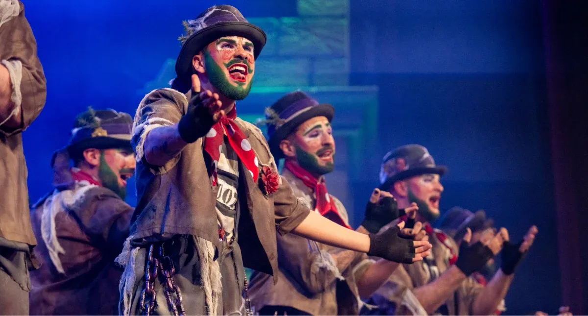 La chirigota brilla de nuevo en la cuarta sesión de preliminares del COAC 2026