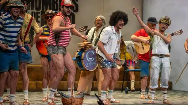 La chirigota 'Los hombres de Paco' ha sido una de las agrupaciones más destacaas de esta primera sesión. Foto: José María Reyna.