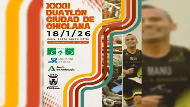 Cartel del Duatlón de Chiclana en el que destaca un corredor sonriente.