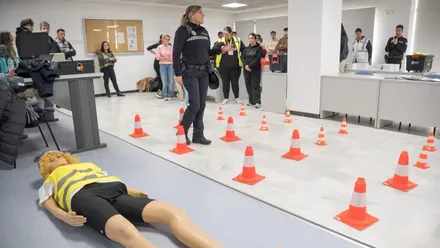 Un momento del Escape Room de la Policía Local Cádiz 'La hora de oro'.