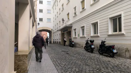 Fachada de la Clínica San Rafael de Cádiz este martes 13 de enero