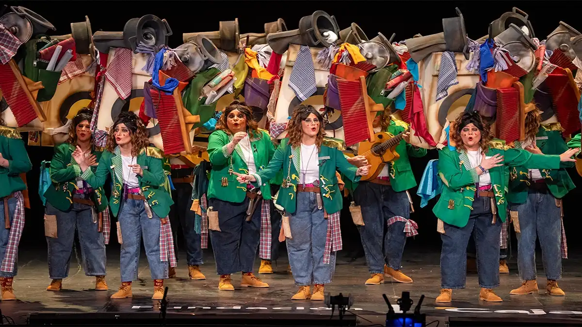 “La mar de coplas” se hace presente en una tibia sesión de preliminares