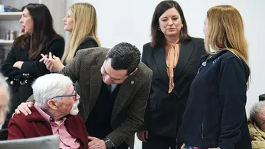 Juanma Moreno y Patricia Cavada en la inauguración del centro.