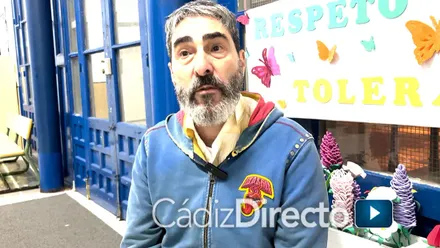 Antonio Martínez Ares regresa a lo añejo con 'Los Humanos'