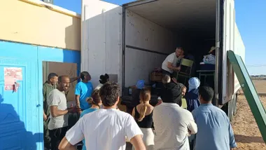 Imagen de la llegada d ela ayuda de Caravana por la paz 2025.