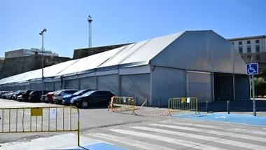 La Mesa de Contratación propone adjudicar la Carpa del Carnaval 2026 a Global y trasladar la denuncia a Competencia