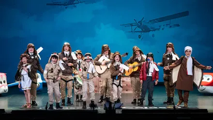 La chirigota de Córdoba 'Qué Ases mi cielo' ha cerrado las semifinales del COAC infantil 2026. Foto: José María Reyna.