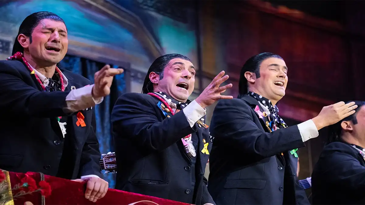 Las agrupaciones sueltan sus mejores bazas en la última semifinal del COAC 2026