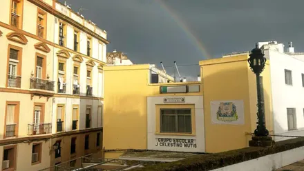 Colegio Celestino Mutis con Arcoiris