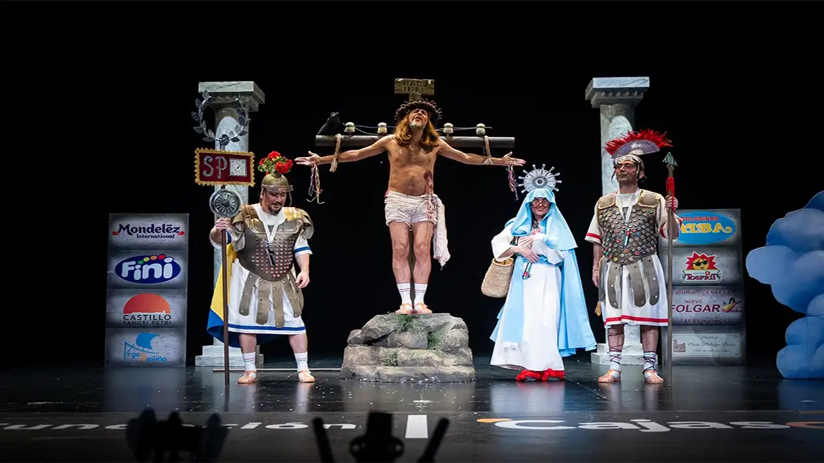 La crítica y el humor resaltan en las coplas de la primera semifinal del COAC 2026