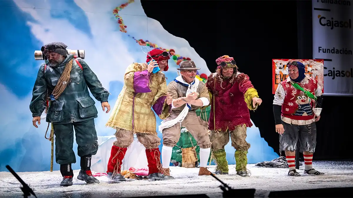 Las agrupaciones sueltan sus mejores bazas en la última semifinal del COAC 2026