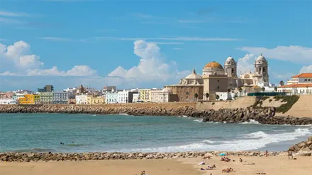 De la plaza al smartphone: nuevas rutinas de entretenimiento en Cádiz